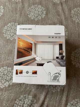 Proyector MAGCUBIC  HDMI WiFi sistema Android
