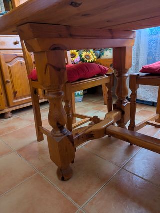 Mesa comedor pino con sillas