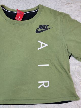 Camiseta Nike Air Verde y Negra Mujer