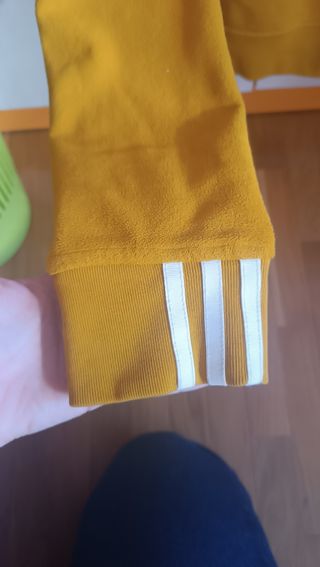 Sudadera Adidas capucha mostaza