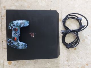 Consola PS4 Pro 1TB + Mando Camuflaje