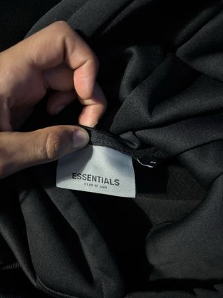 Sudadera ESSENTIALS Negra Talla S