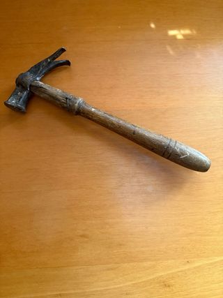 Martillo de carpintero madera