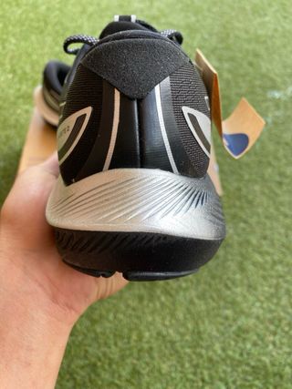 Asics Gel-Jadeite 2 