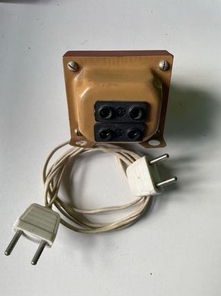 Transformador 100 VA antiguo