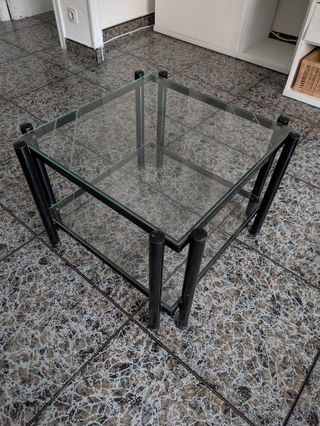 Mesita auxiliar cristal y metal