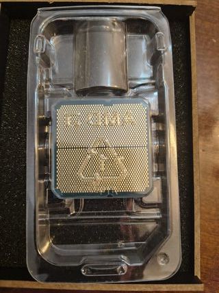 Procesador AMD Ryzen 7 9800X3D + AM5 Secure Frame 