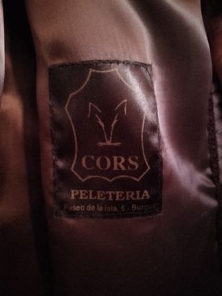 Abrigo de piel de bisonte marrón