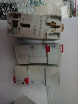 Interruptores automáticos (Breakers)