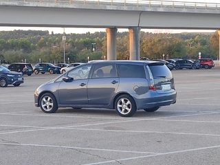 Mitsubishi Grandis 2006