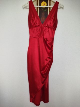 Vestido rojo elegante para fiesta