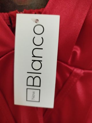 Vestido rojo elegante para fiesta