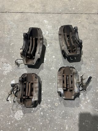 Brembo Z18 + traseras 4 Pistones