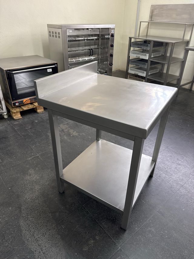 Mesa de acero inoxidable 