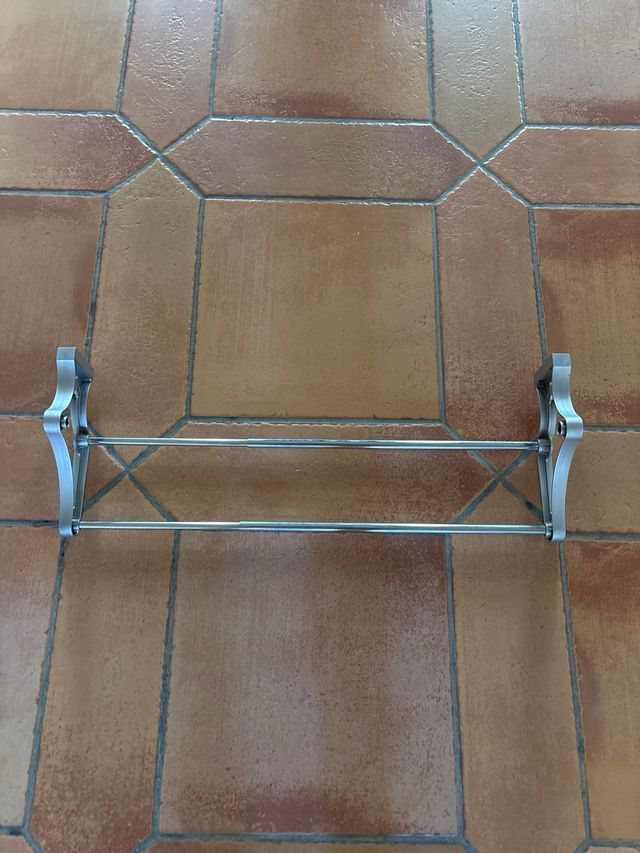 Zapatero extensible metal plateado