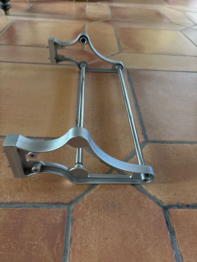 Zapatero extensible metal plateado