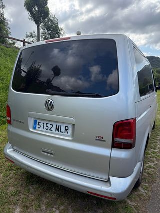 Volkswagen Multivan 2013