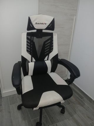 Silla Gamer Huzaro Negra y Blanca