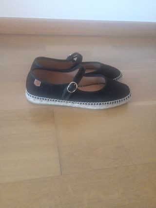 Alpargatas planas con hebilla Negras