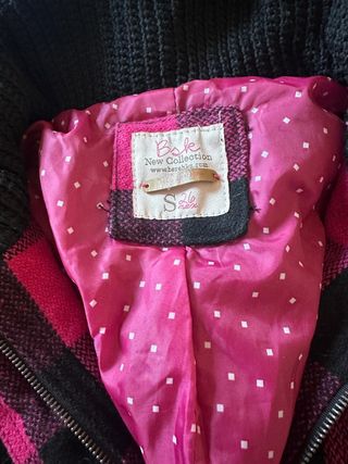 Chaqueta cuadros fucsia y negra
