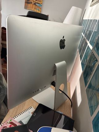 iMac 2013 (sin ratón, sin teclado)