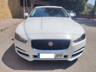 Jaguar XE 2.0D