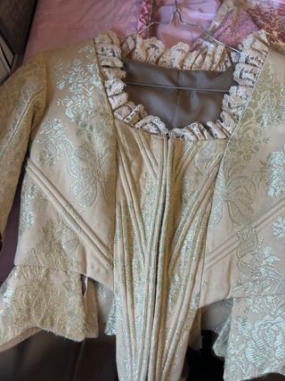 Traje de Fallera amarillo pastel y Dorado Nuevo