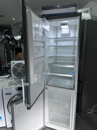 Nevera Combi Electrolux con garantía transport 