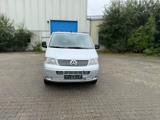 Volkswagen Caravelle 2009