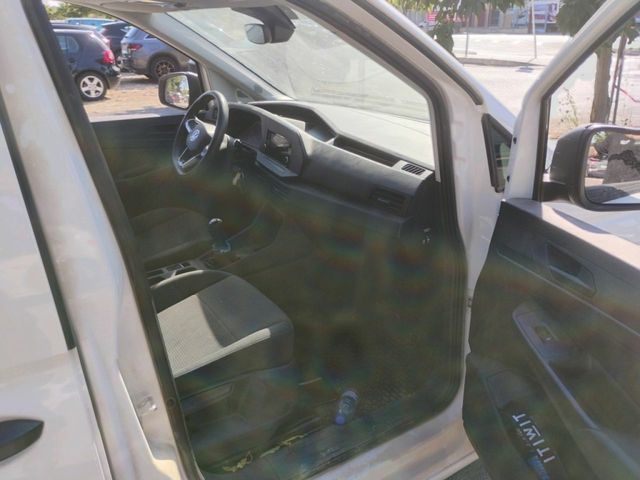 Volkswagen Caddy KOMBI 2.0 TDI 102 CV