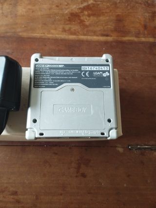 Nintendo Game Boy Advance SP Plata