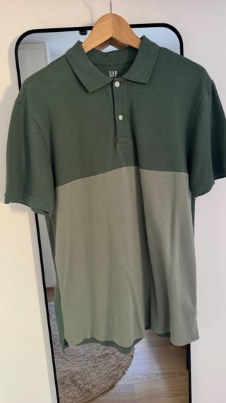 Polo GAP verde y verde oliva