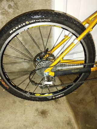 Bicicleta Kona Cinder Cone