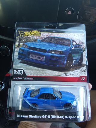 Hot Wheels Nissan Skyline GT-R R34 Premium 1:43