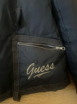 Cazadora Guess Negra Talla M