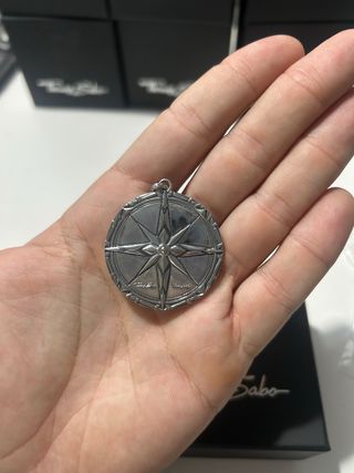 Colgante Rosa de los Vientos Thomas Sabo Ónix Plat