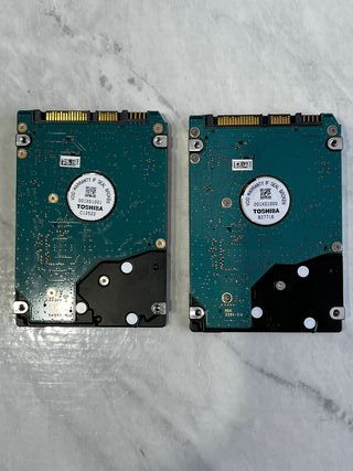2 Discos Duros Toshiba 320GB 2.5