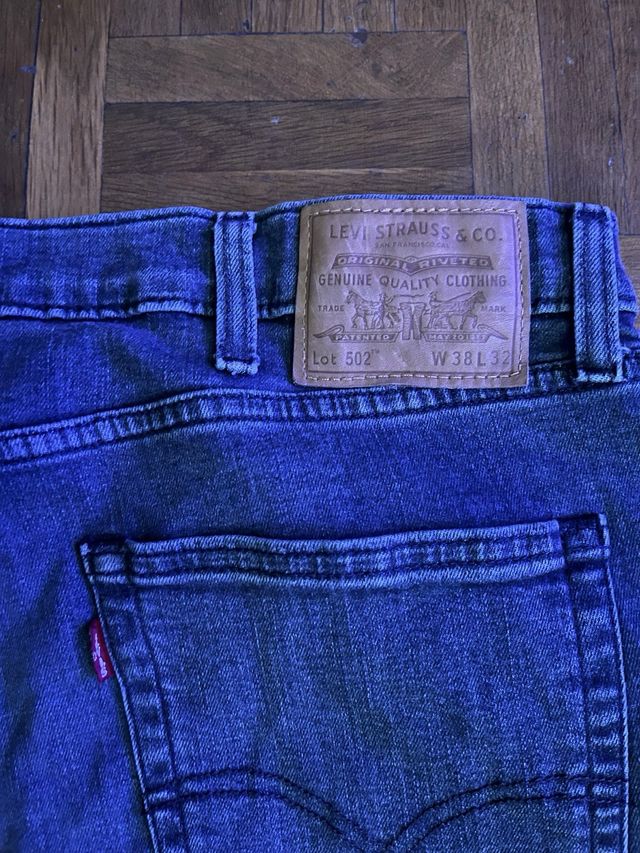 Vaqueros Levi's Negros