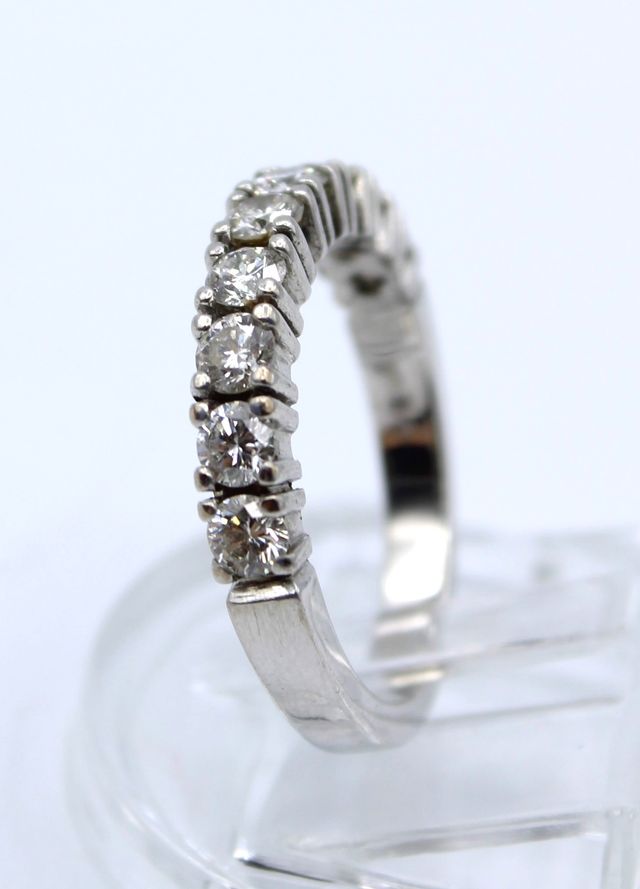 Anillo Oro Blanco 18kt 9 Diamantes