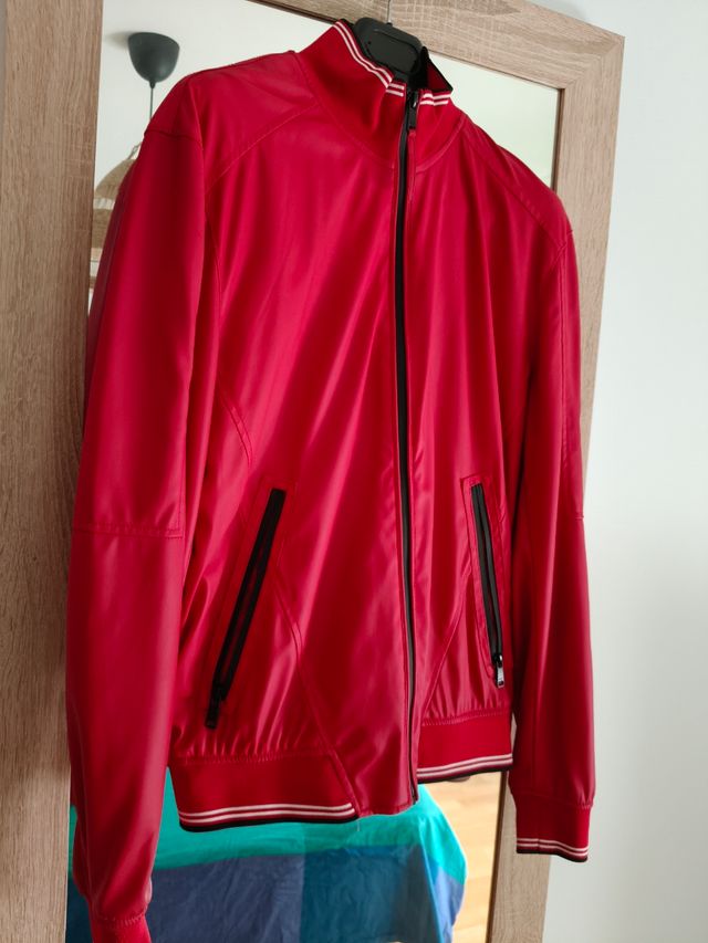 Cazadora polipiel roja