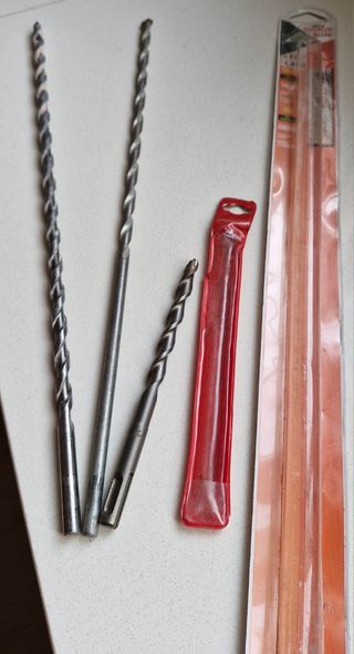 Brocas para pared