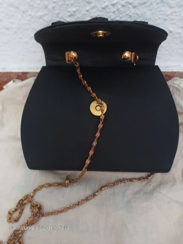 Bolso de mano negro