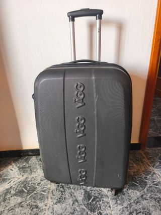 Maleta de viaje gris