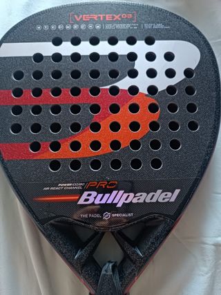 A estrenar!Pala Bullpadel Vertex 03 Pro