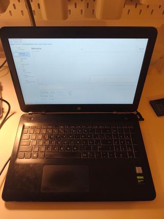 HP Pavilion 2019 Negro (gráfica averiada)