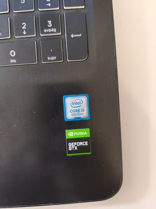 HP Pavilion 2019 Negro (gráfica averiada)