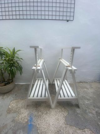 Conjunto 2 caballetes de madera blancos