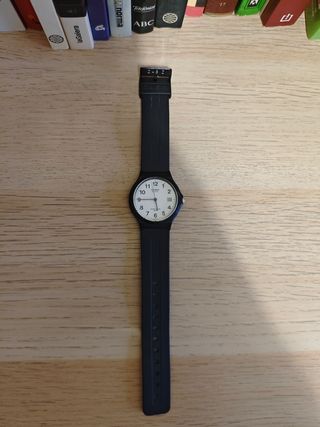 Reloj Casio MW-59-7BV Blanco y Negro