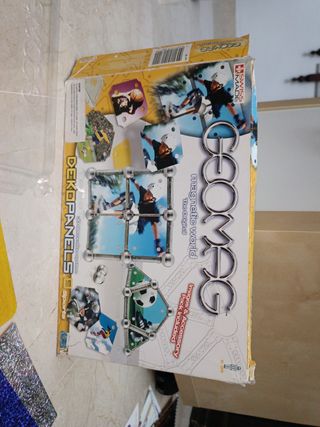 Juego Geomag