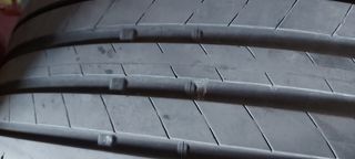 Neumático 225/45 R17 94Y